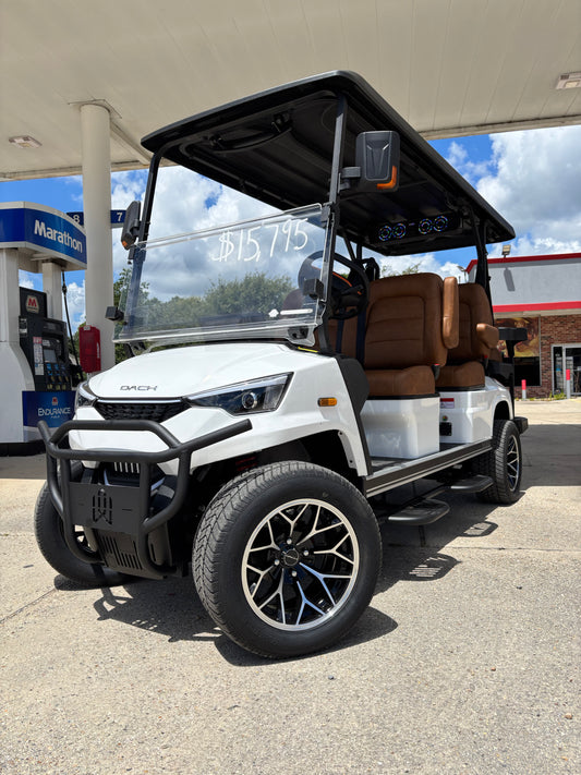 2026 Dach Apollo 4+2 White, Solar Panels