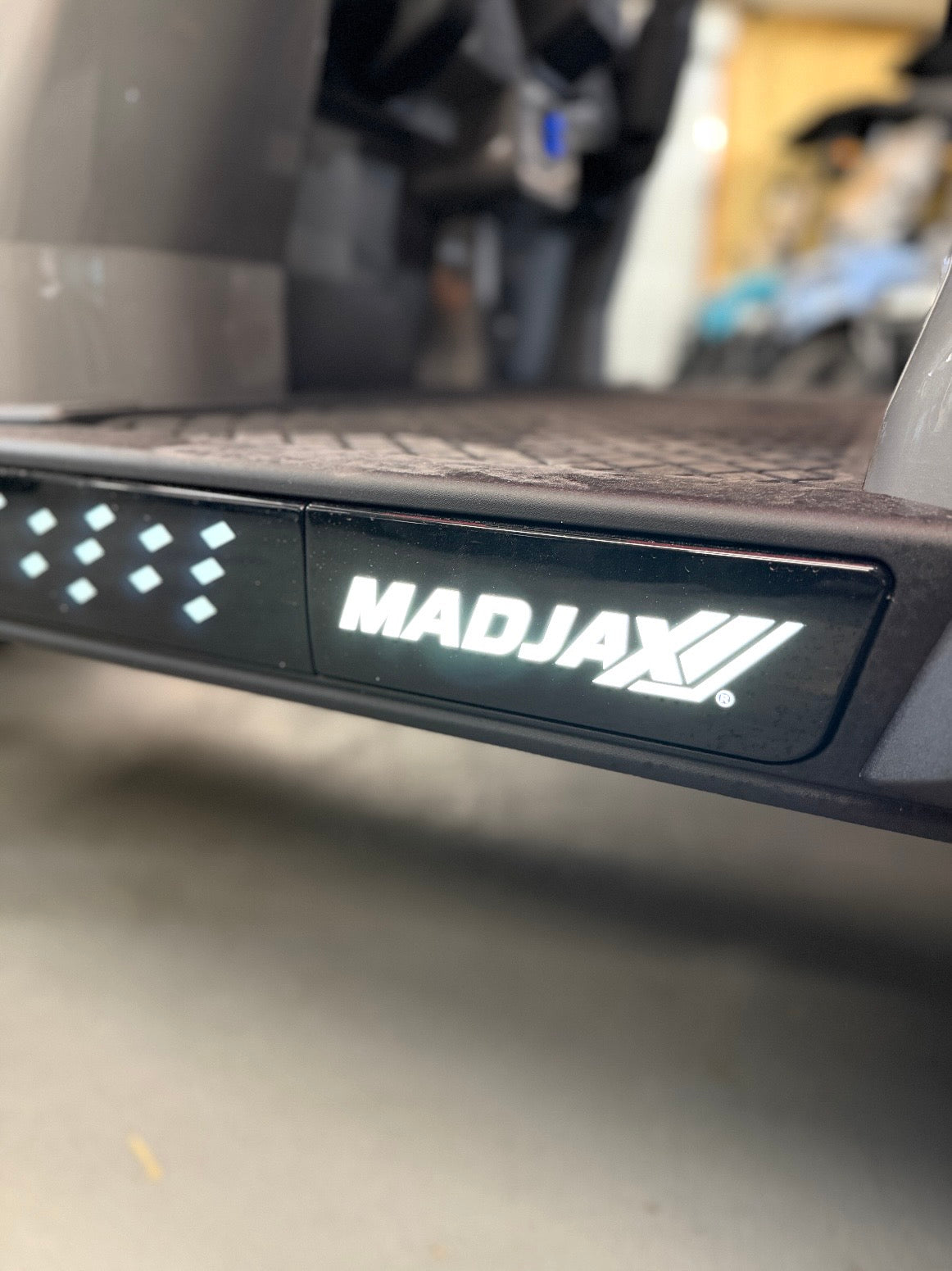 2026 MadJax Ascent – Premium Lithium Golf Cart Gray