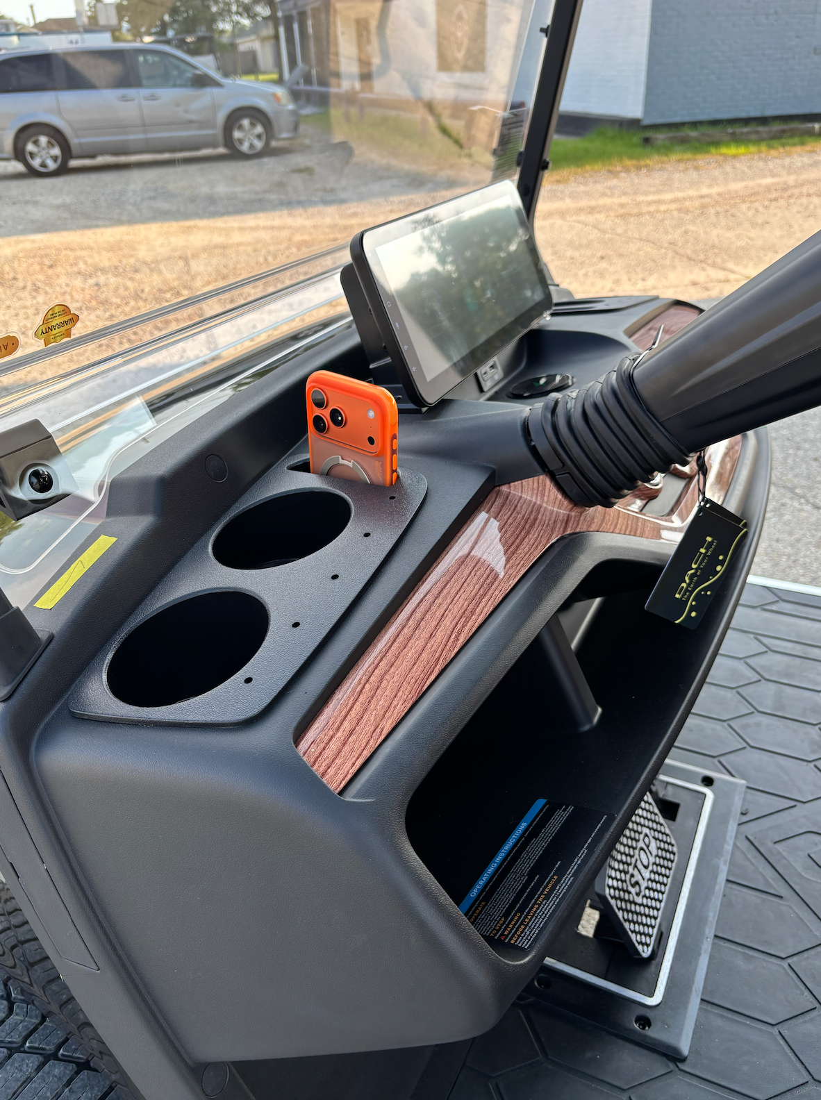 2026 Dach Apollo 4+2 Chameleon Paint, Solar Roof